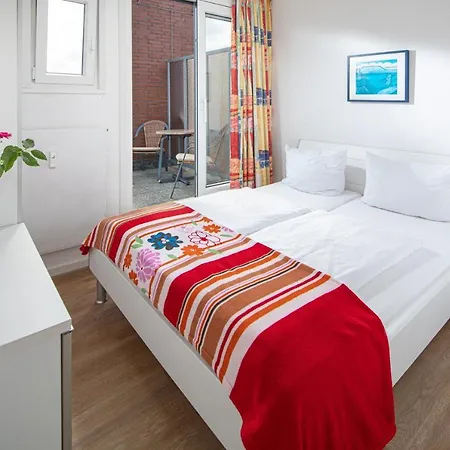 Inselhus 10 *